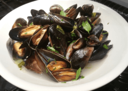 Tipsy Prosecco Mussels