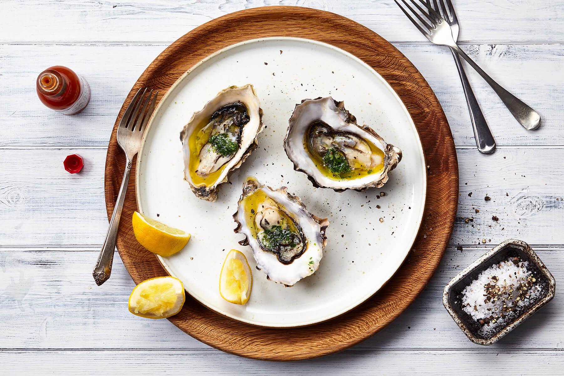 grilled oyster with butter