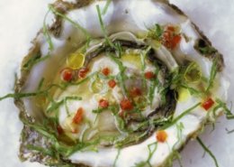 Oysters with chilli, ginger