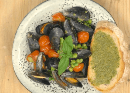 pesto mussels on toast
