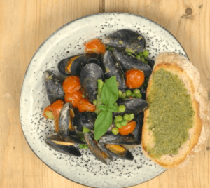 pesto mussels on toast